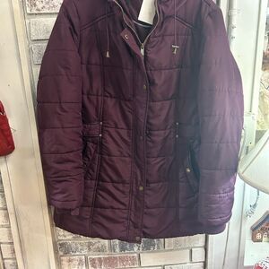 INTL Details Ladies Size L Maroon Hooded Jacket